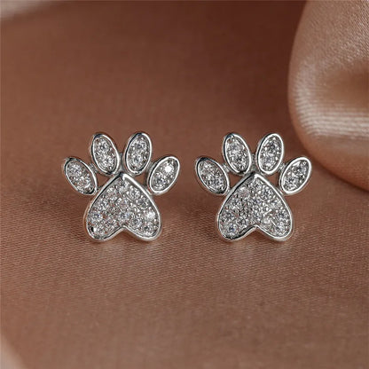 White Zirconia Paw Studs – Heart-Shaped Design