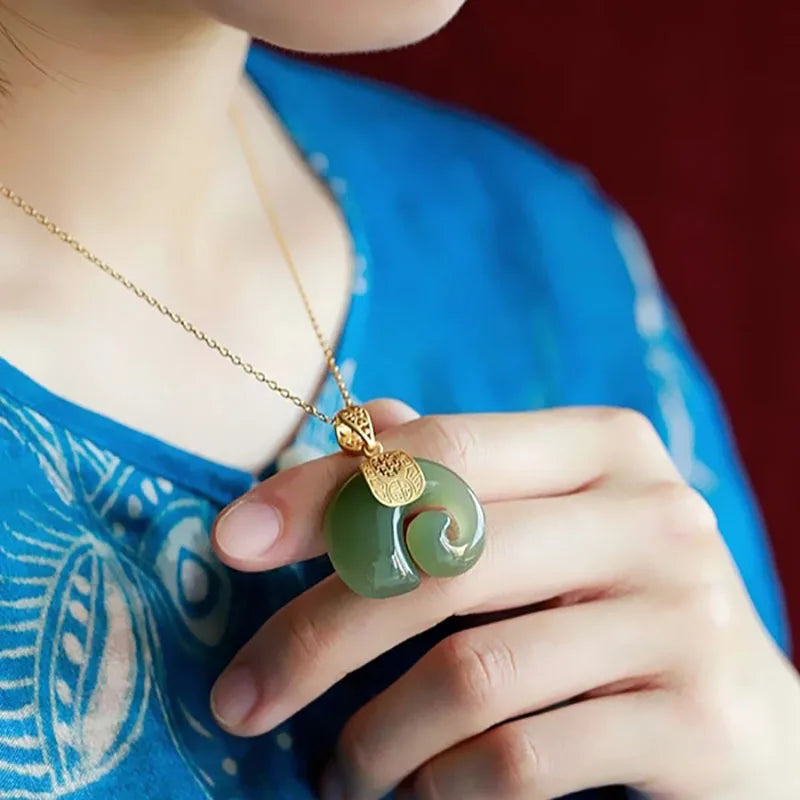 Hetian Jade Elephant Pendant Necklace – 18K Gold Plated Chain for Women