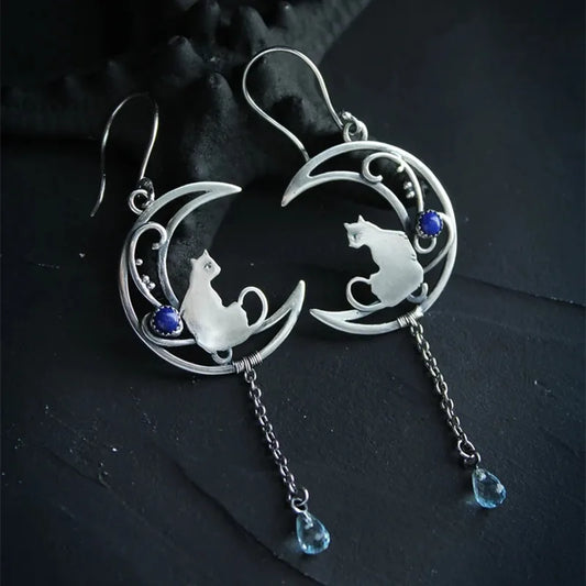 Moonlight Cat Earrings – Vintage Crescent Design with Lapis Lazuli Gemstone